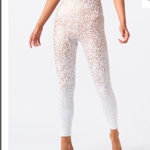 Zyia Active Shimmer Gold Splatter Leggings Size 2